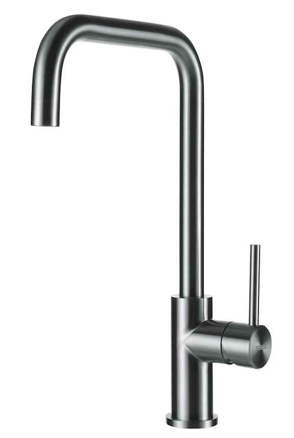 Links zu Waschbecken und Wasserhahn